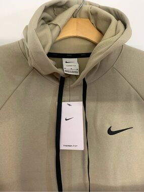 NWT Nike Men’s Therma-Fit Hooded Jacket in Olive Drab with Black Swoosh